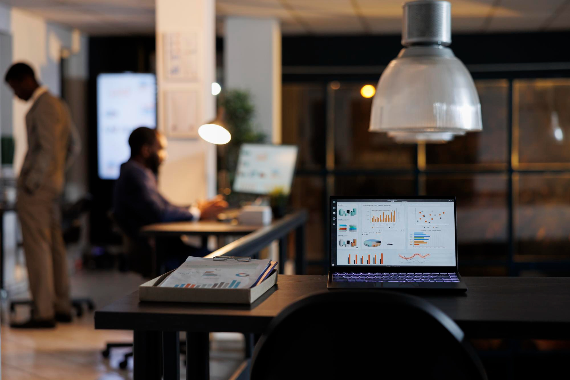 how Google Ads and social media marketing help small businesses